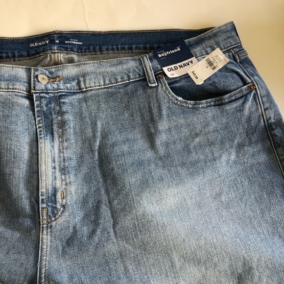 Old Navy Woman’s Mid-Rise Boyfriend Ankle Blue Denim Jeans Plus Size 26 - Picture 4 of 11